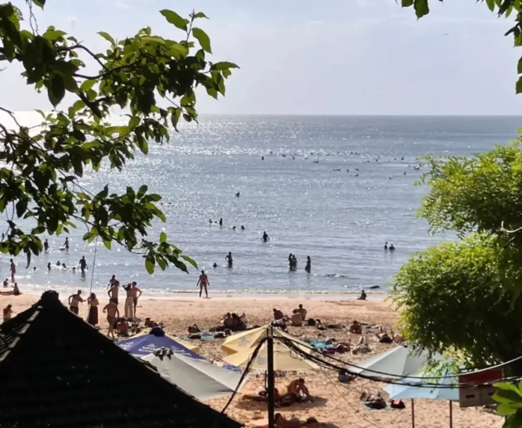 Top 4 Tempat Liburan Favorit Para Artis di Bali, Termasuk Nagita Slavina dan Raisa! tempat liburan artis di bali