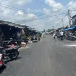 Jalan Utama Pasar Ciawitali Garut sudah di Hotmix (Rizka/Radar Garut)