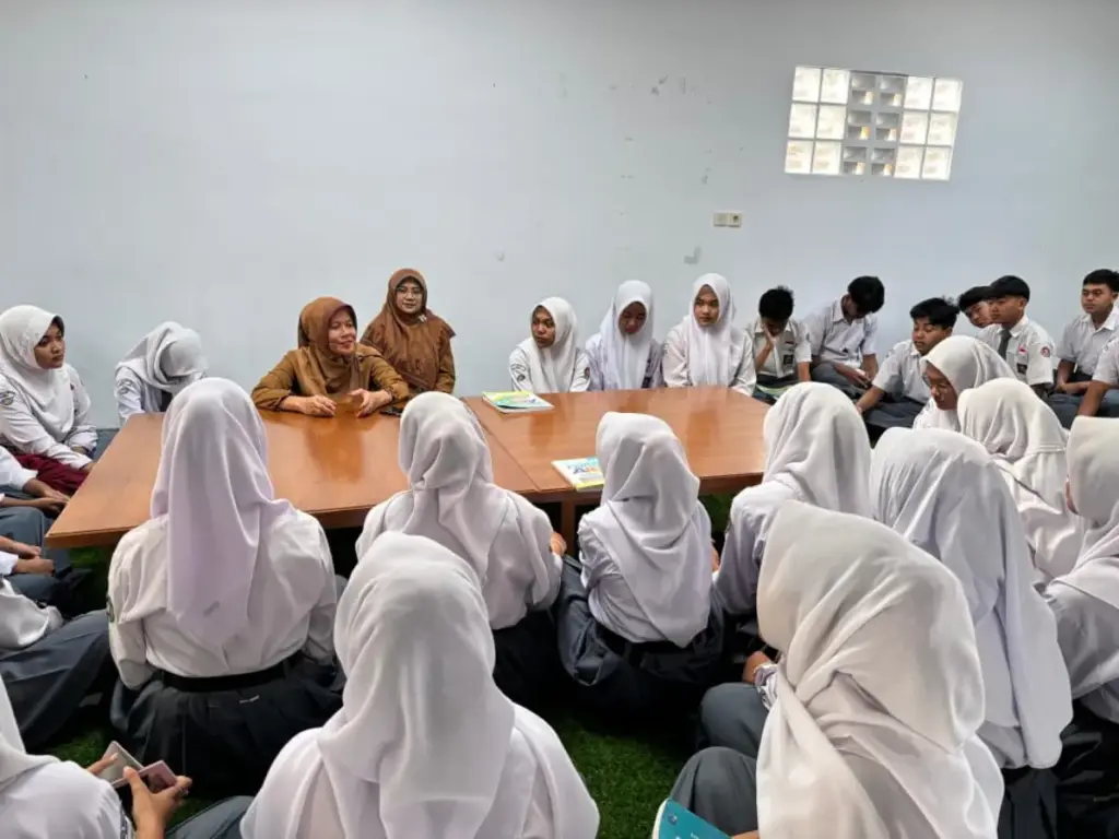 Pendidikan Karakter Diperkuat, SMAN 17 Garut Raih 77 Prestasi di 2025.(Radar Garut)