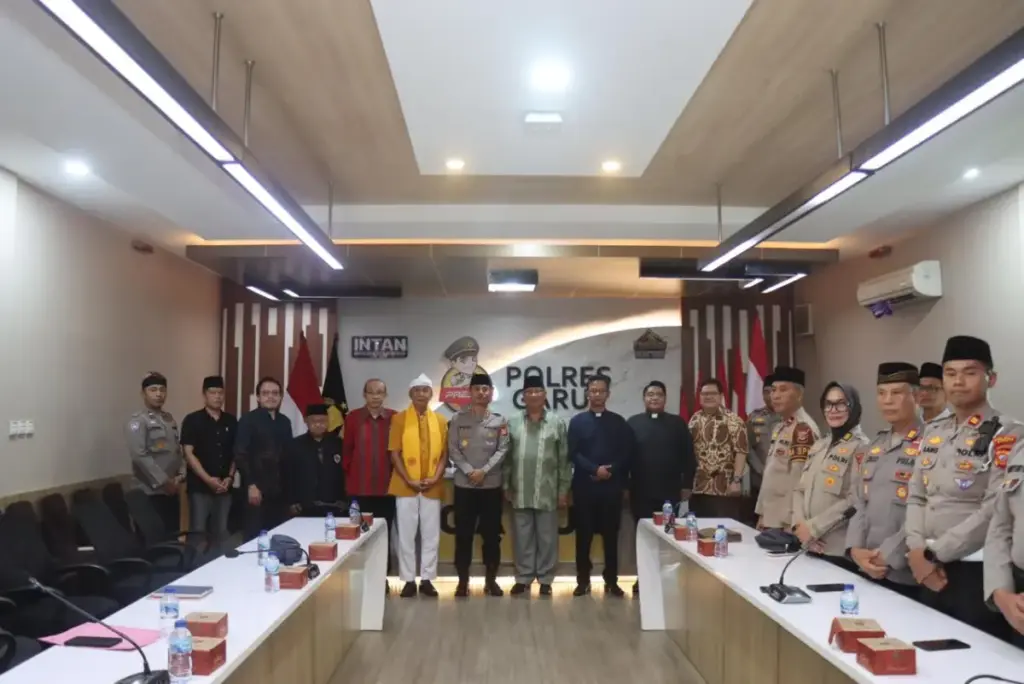 Polres Garut dan Tokoh Agama Gelar Doa Bersama bagi Korban Bencara Sumut, Sumbar dan Aceh Polres Garut Gelar Doa Bersama Lintas Agama untuk Korban Bencana Aceh, Sumut, dan Sumbar