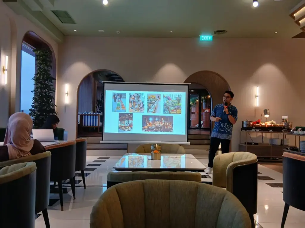 Mercure Garut City Center Hadirkan Perayaan Tahun Baru Bertema “Senandung Masa” Mercure Garut City Center Hadirkan Perayaan Tahun Baru Bertema “Senandung Masa”