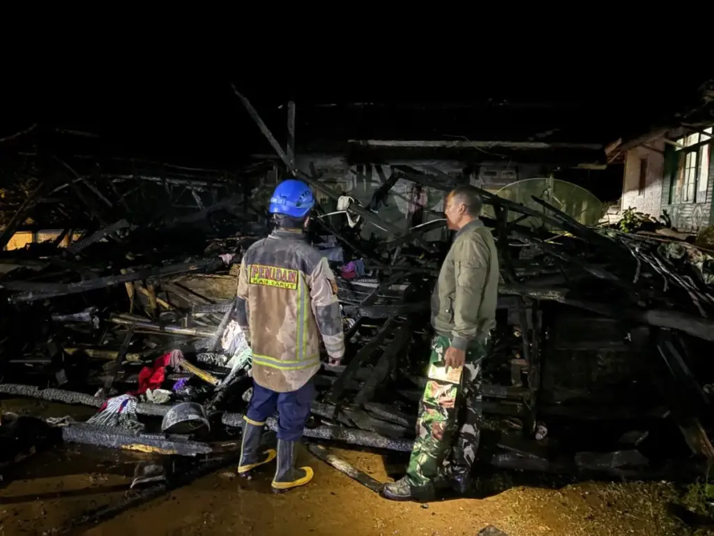 Rumah Permanen di Singajaya Garut Hangus Terbakar, Kerugian Ditaksir Rp50 Juta.(Ist)