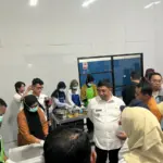 Bupati Garut, Abdusy Syakur Amin saat mengunjungi PT Mandala 525