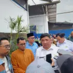 Bupati Garut saat diwawancarai sejumlah awak media di MDL 525