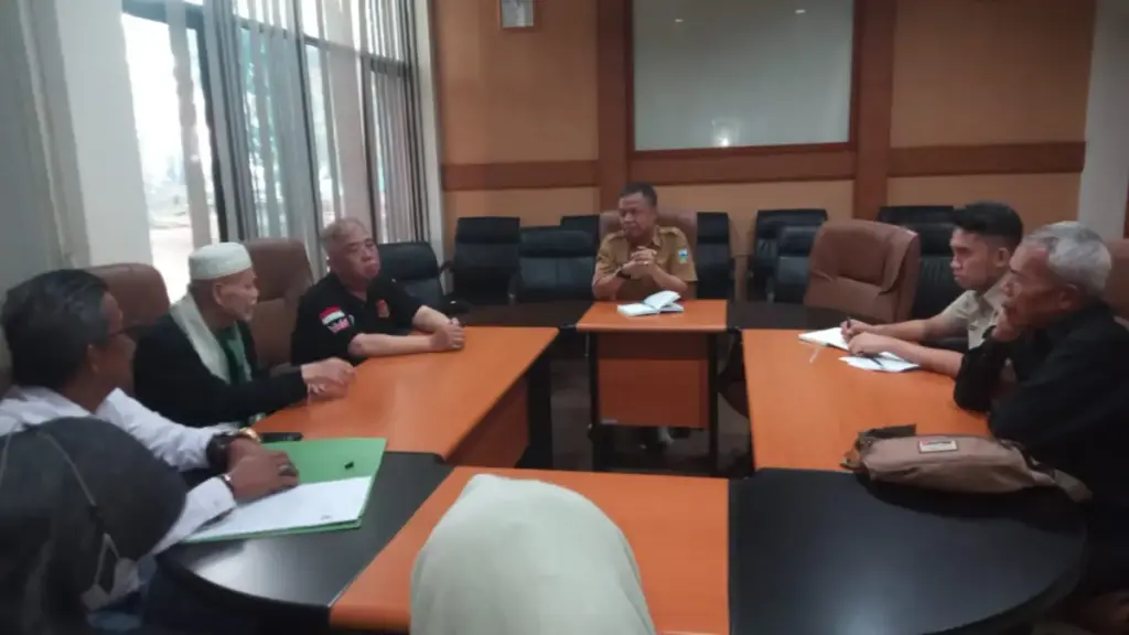 Tata Cara Pembuatan AJB Dipertanyakan, Tanpa Dihadiri Penjual dan Pembeli Bisa Terbit (Feri/Radar Garut)