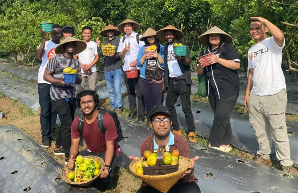 Muhammad Ridwan, Pengusaha Sukses Asal Garut yang Mengubah Kebun Menjadi Inspirasi Dunia