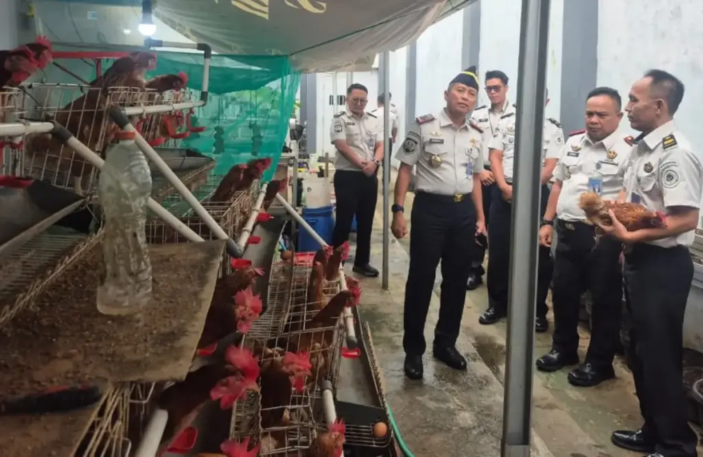Kakanwil Ditjenpas Jabar Kunjungi Rutan Garut, Tinjau Layanan dan Program Ketahanan Pangan istimewa