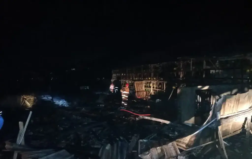 Kandang Ayam di Cisurupan Hangus Terbakar, Kerugian Capai Rp500 Juta istimewa