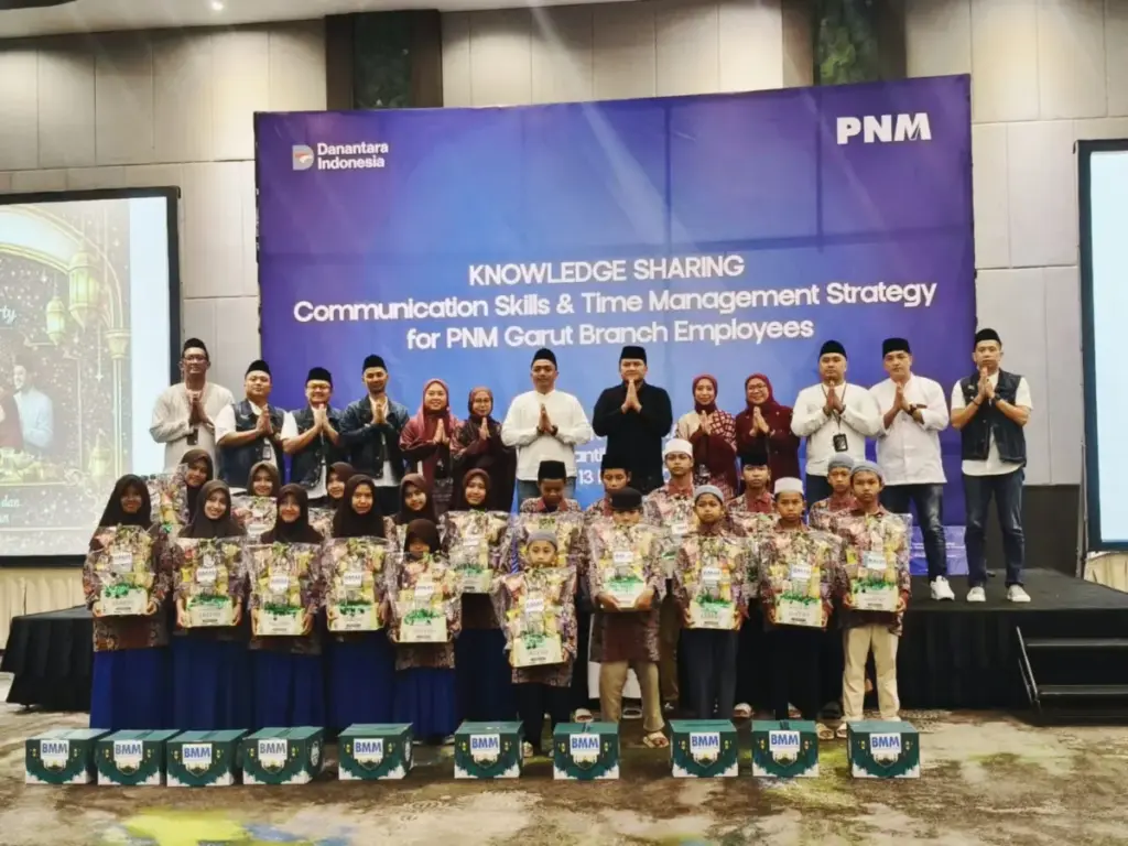 PNM Garut Salurkan Santunan Ramadan untuk Anak Panti dan Nasabah Terdampak Longsor istimewa