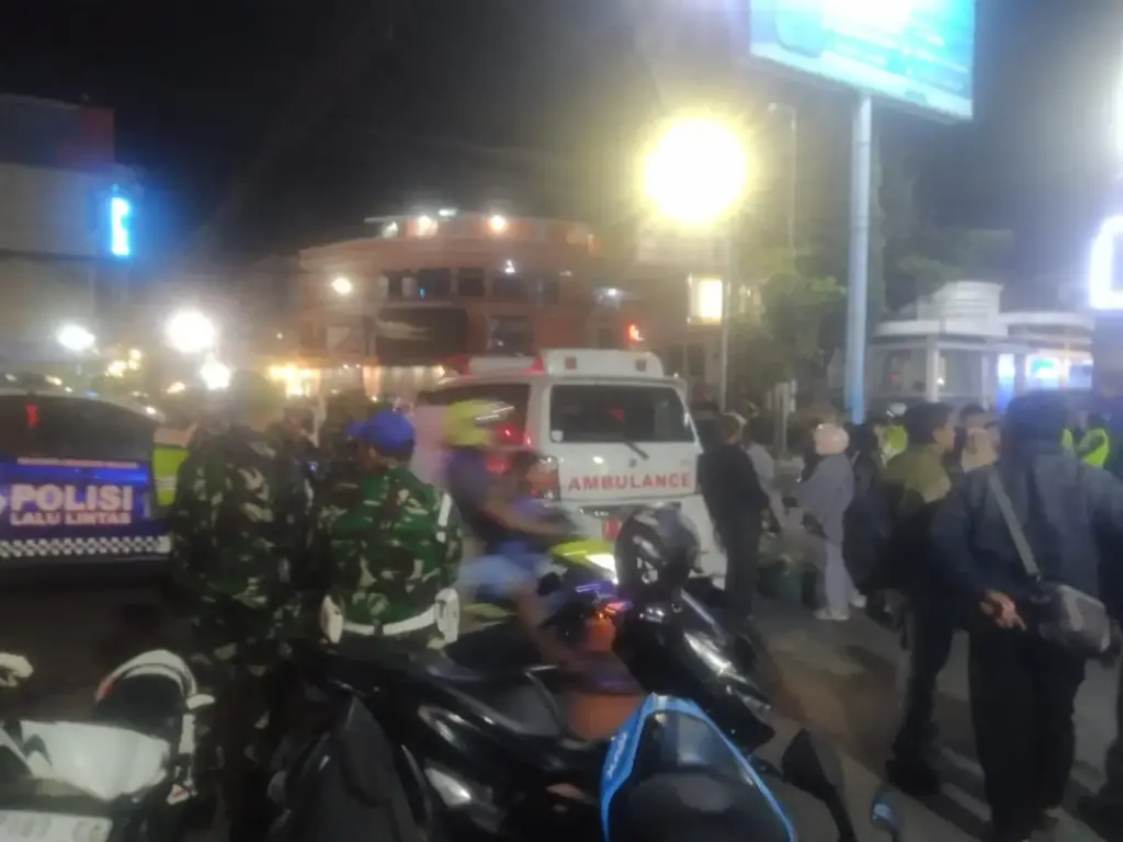 Malam Takbiran, Ribuan Warga Garut Padati Pusat Kota Rayakan Idulfitri istimewa