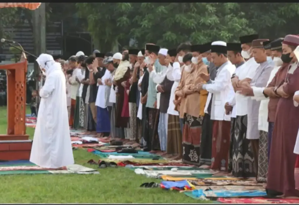 Panduan Lengkap Salat Idul Fitri 2026: Niat, Tata Cara, dan Doa Sesuai Sunnah (Istimewa)