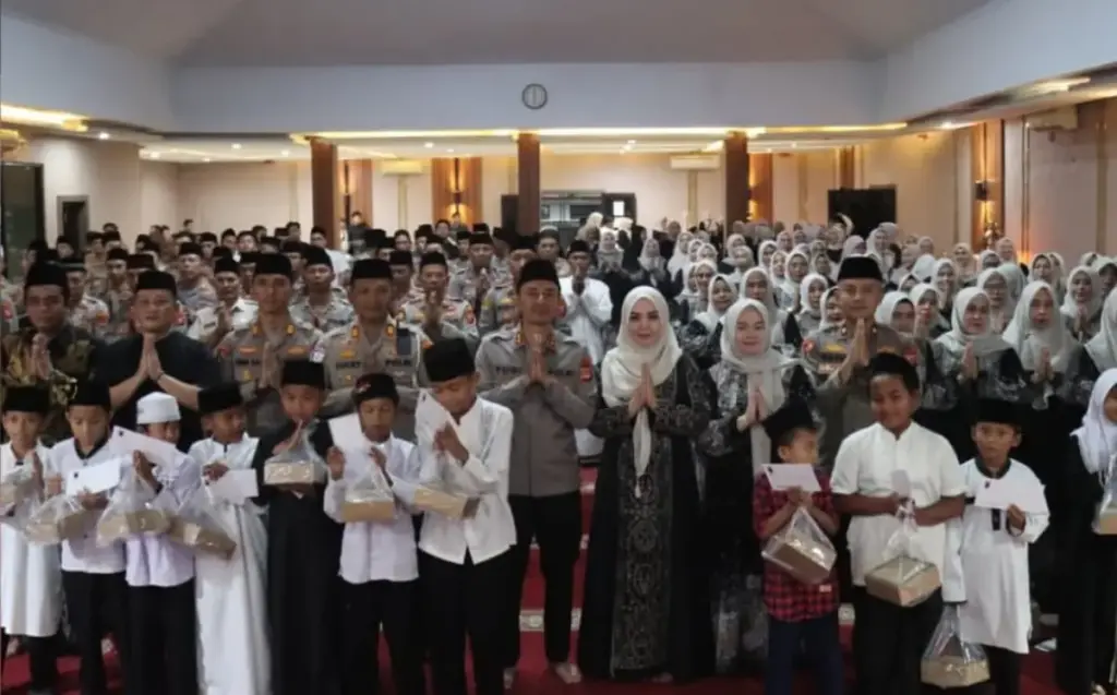Polres Garut Rayakan Nuzulul Qur'an 1447 H dengan Santunan Anak Yatim dan Buka Puasa Bersama (Instagram @polresgarut/radargarut.id)