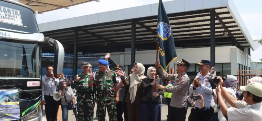 Polres dan Pemda Garut Lepas Ratusan Peserta Angkutan Balik Gratis 2026 (Istimewa)