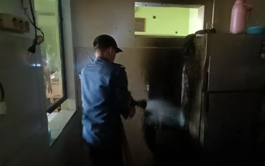 Lemari Es Hangus Terbakar di Kadungora Garut istimewa