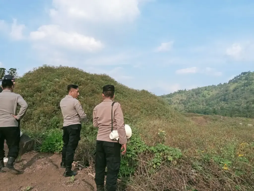 Granat Temuan Warga Dimusnahkan Tim Jibom di Leles istimewa
