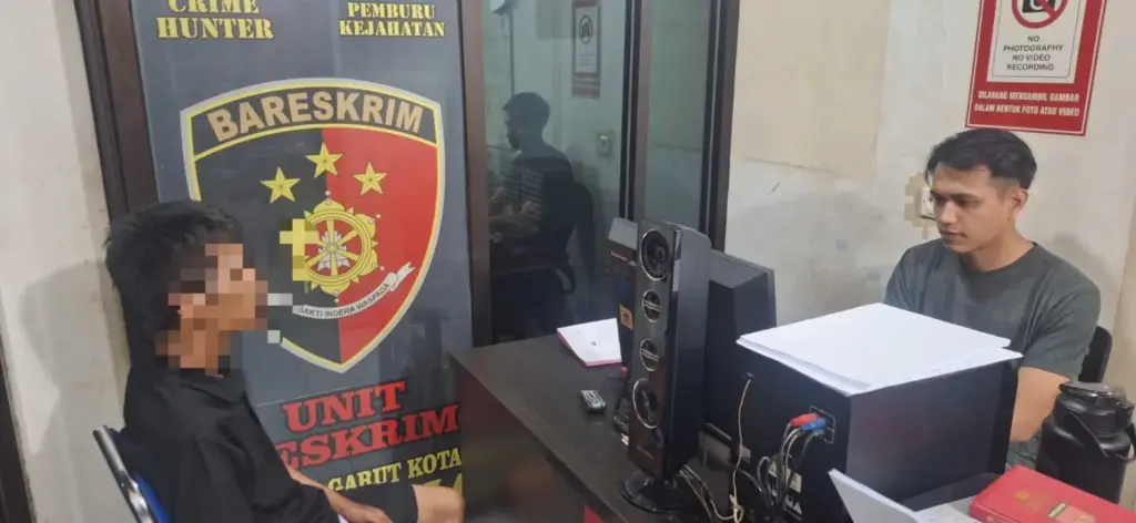 Kabur ke Kalimantan, Buronan Kasus Pengeroyokan Akhirnya Ditangkap istimewa