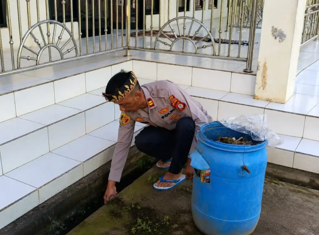 Jejak Pengabdian Polsek Pasirwangi, Menyapa dari Masjid hingga Lahan Pangan istimewa