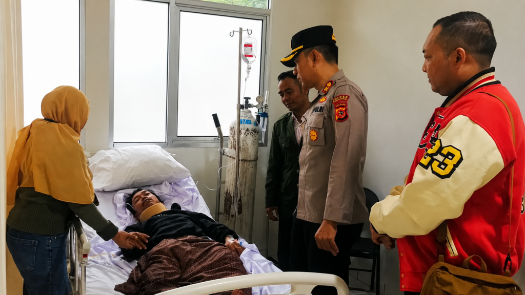 Satu Pemotor Meninggal Dunia Usai Tertimpa Pohon Tumbang di Jatinangor, BPBD Lakukan Mitigasi istimewa
