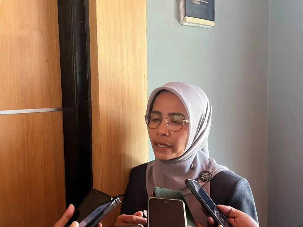 Warga Minta Kepastian Soal SR, Dinsos Sebut Bupati dan Sekda Berupaya Mencari Solusi Kepala Dinas Sosial Garut, Marlinda Siti Hana. (Rizka/Radar Garut)