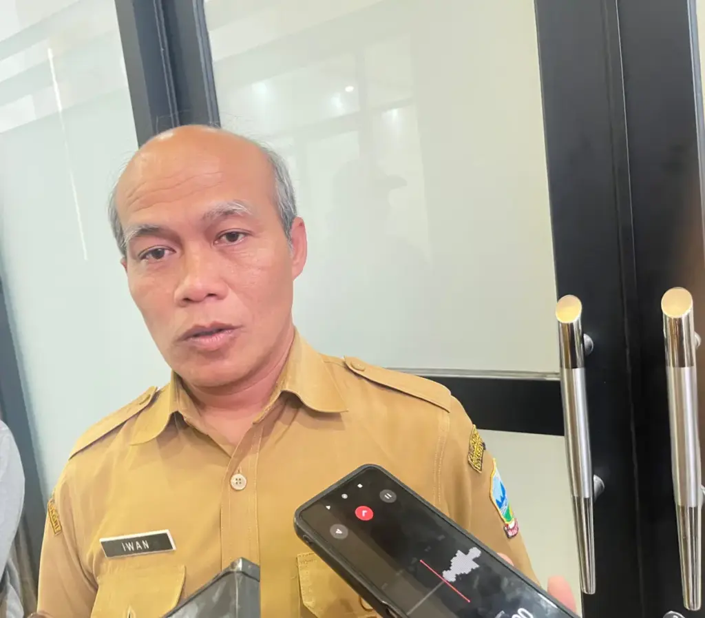 Sekretaris Dinas Pendidikan Garut, Iwan Riswandi. (Rizka/Radar Garut)