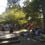 Keramaian saat libur sekolah di alun-alun Garut. (Ale/Radar Garut)