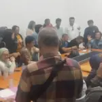 Orangtua, Komite sekolah, dan Guru di Garut geruduk kantor Dinas Pendidikan. (Ale/Radar Garut)