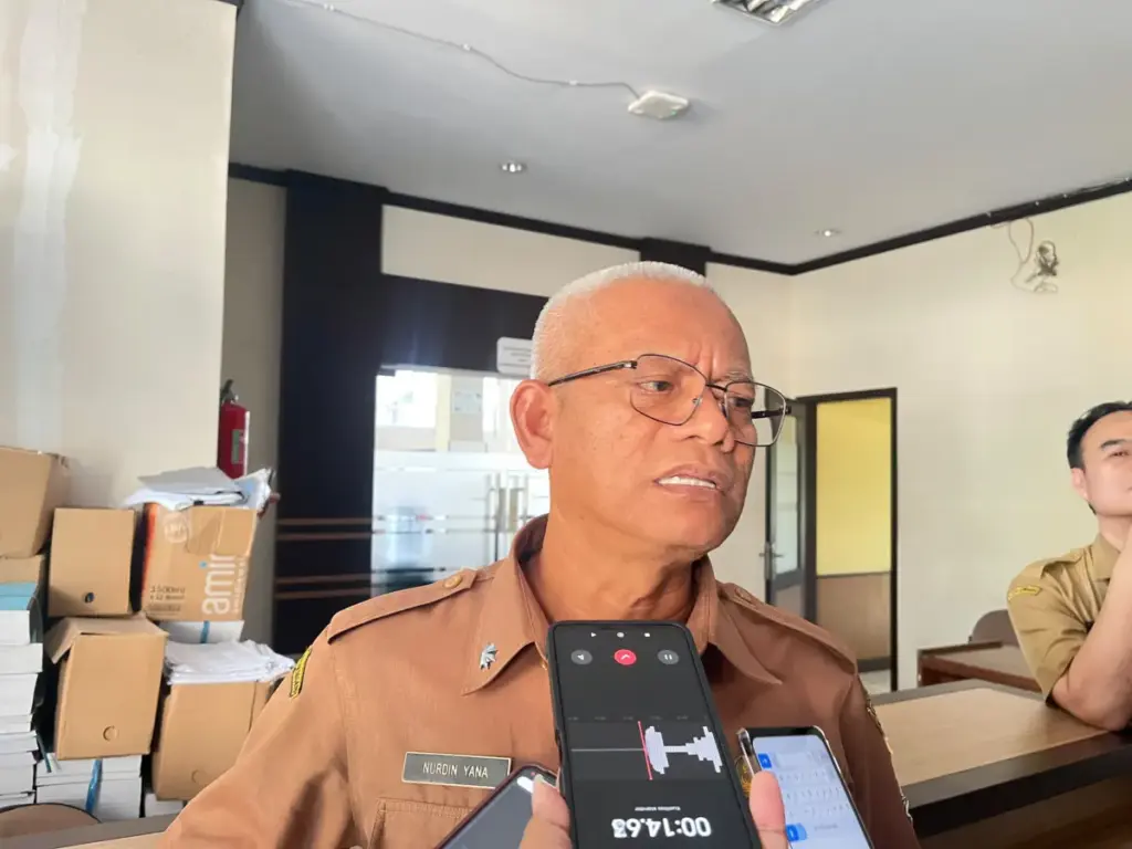 Anggaran Jalan Garut 2027 Direncanakan Naik Jadi Rp485 Miliar, Sekda: Masih Dibahas DPRD Sekretaris Daerah Kabupaten Garut, Nurdin Yana. (Rizka/Radar Garut)