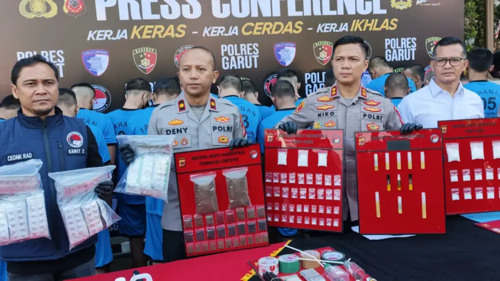 Polres Garut Ungkap 20 Kasus Narkoba dan OKT, 28 Tersangka Diamankan Radar Garut