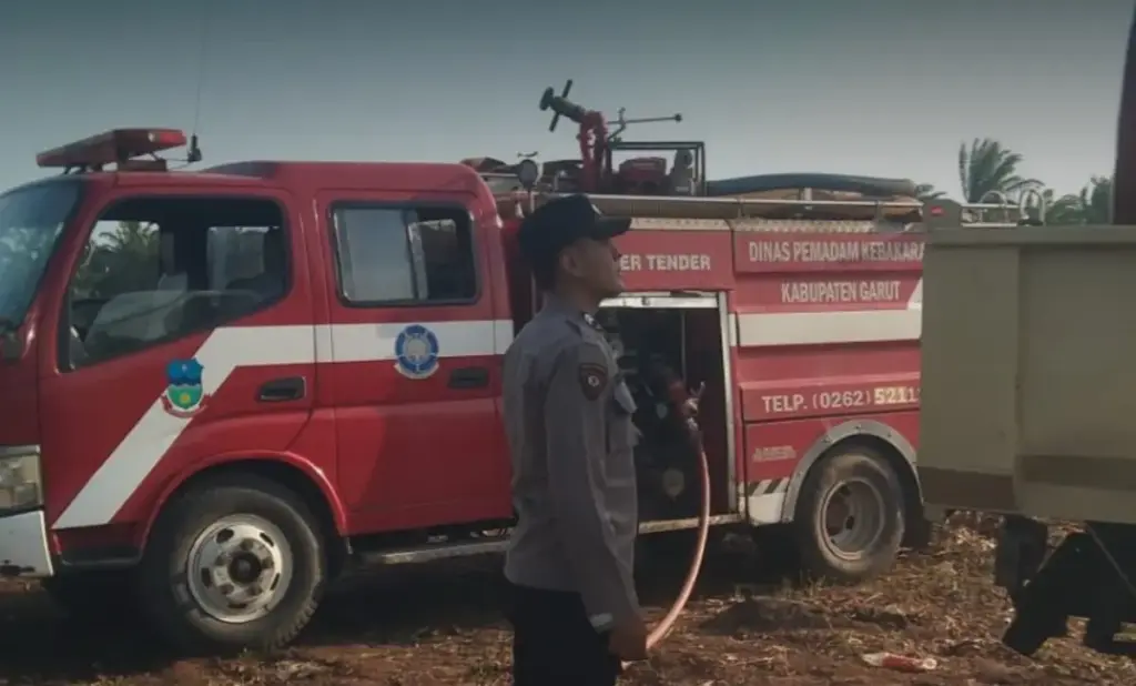 Berasal Dari Api Pembakaran Sampah, Lahan Seluas 5 Hektar di Cikelet Garut Terbakar (Istimewa)