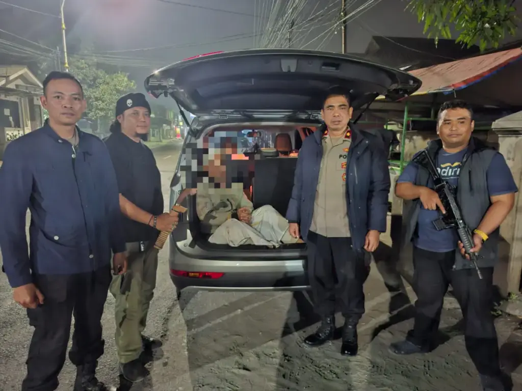 Berusaha Kabur Usai Bacok Keponakan, Pelaku Ditemukan Polisi Bersembunyi di Balik Pohon Jagung istimewa