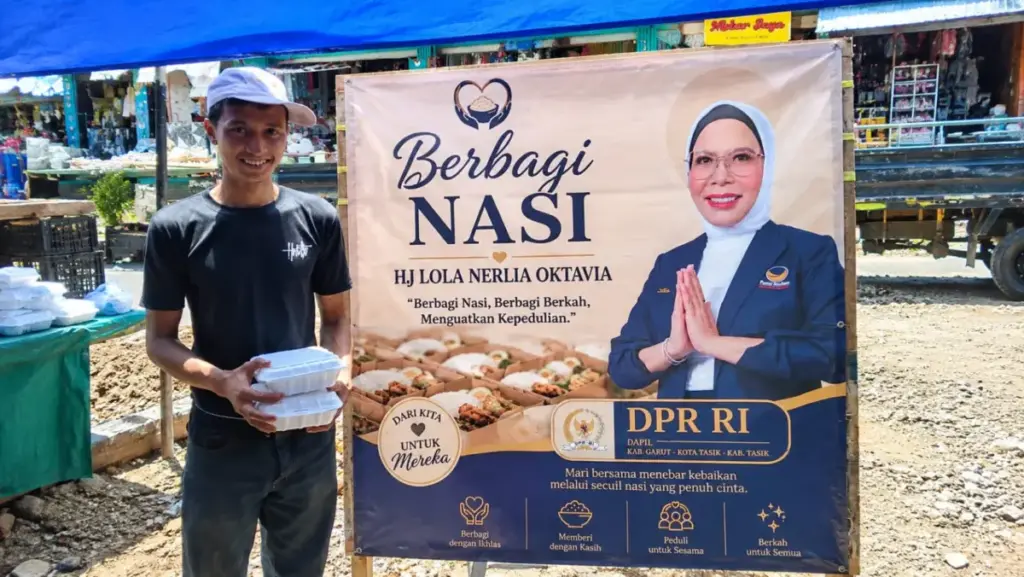 Kembali Sambangi Pasar Baru Garut, Lola Nelria Oktavia Bagikan Nasi kepada Pedagang dan Warga istimewa