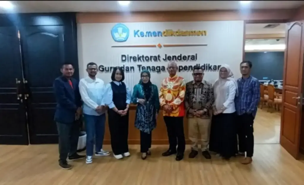 Pertemuan Sekda Garut, Kepala BKD dan Fagar dengan Dirjen GTK. (Istimewa)