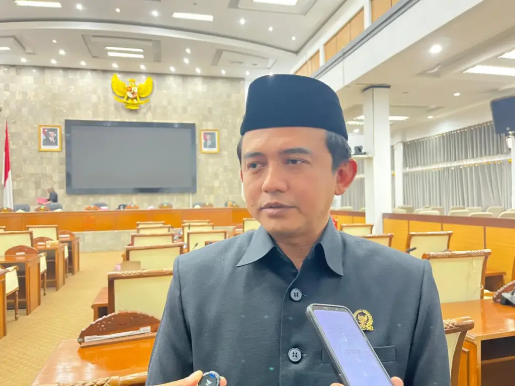 PKL Area Kantor Bupati Ditata, Ketua DPRD Garut Nilai Tidak Akan Mengganggu Aktivitas ASN Ketua DPRD Kabupaten Garut, Aris Munandar. (Rizka/Radar Garut)
