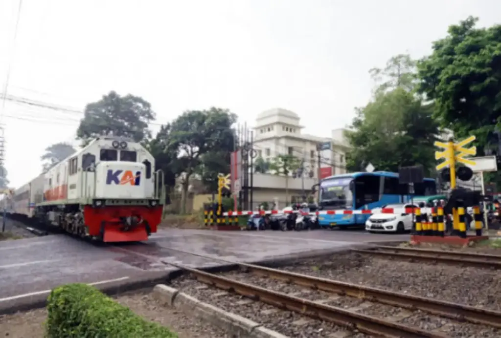 Dua Orang Tewas Tertemper KA Parahyangan di Karawang, Perjalanan Kereta Terganggu (Istimewa)